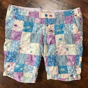 Arizona Purple Blue Size 17 Capri Shorts!💜💙